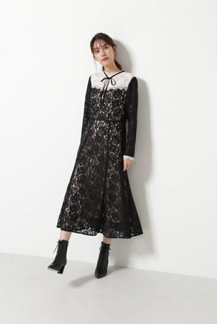 ジルスチュアート 総レース　バイカラーワンピース　ドレス　長袖　卒業式入学式