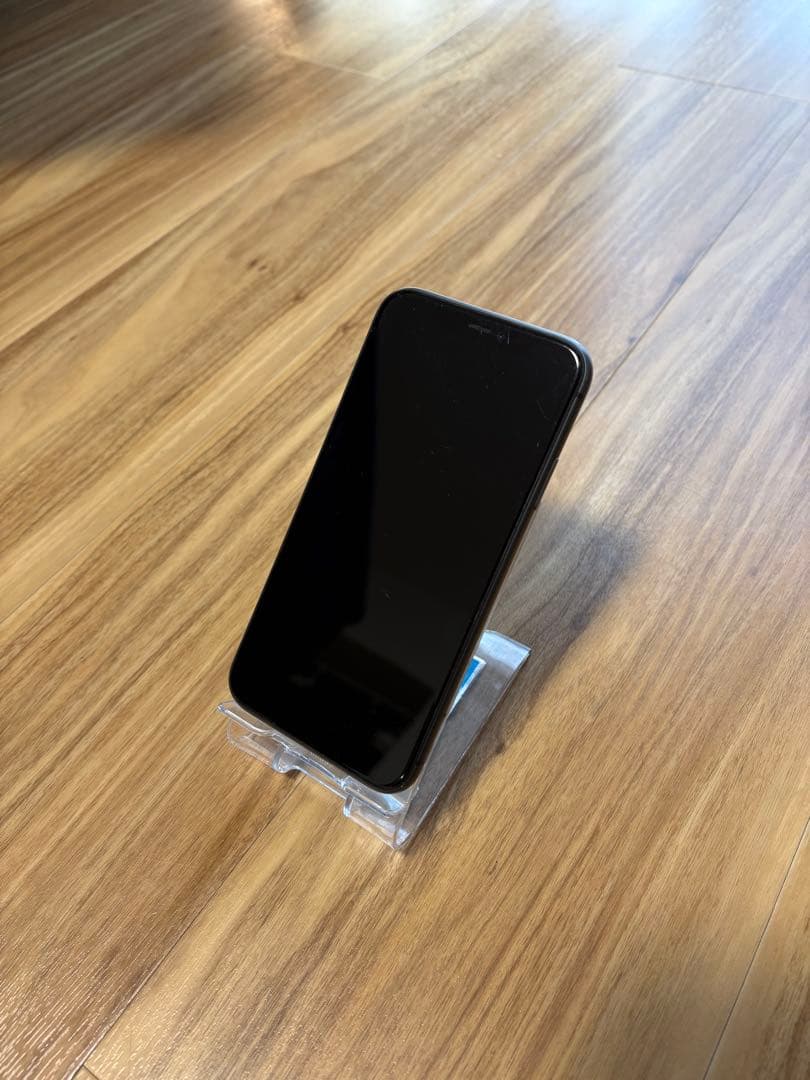 iPhone 11 ブラック 64GB