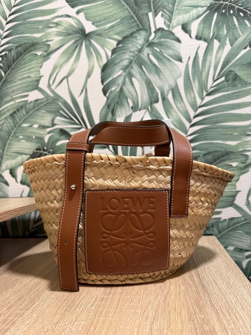 ロエベ　かごバッグ　LOEWE