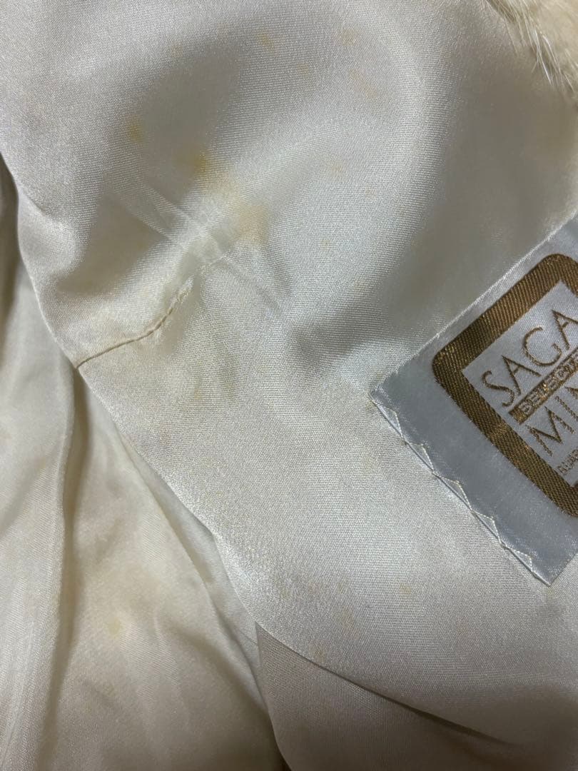 サガミンクコート　ホワイト系　金サガ