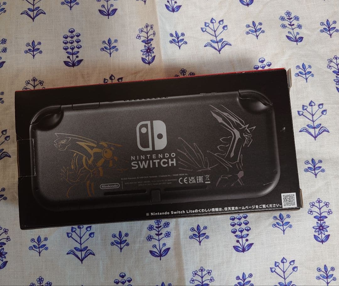 Nintendo Switch Lite ポケモン