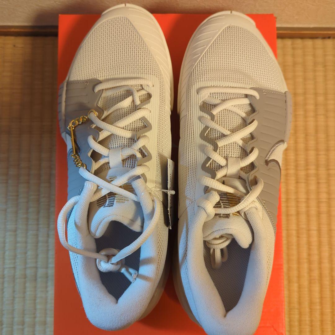 ナイキ Zoom GP Challenge Pro HC PRM 27cm