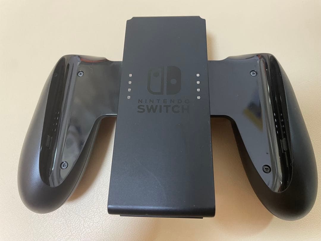 Nintendo Switch本体ネオンピンク・ネオングリーン　ストア限定版