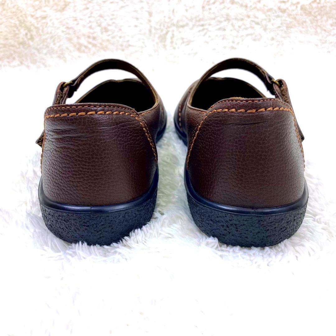 未使用級 アキレスソルボ ストラップ付き シボ革 Vカット フラットパンプス 茶