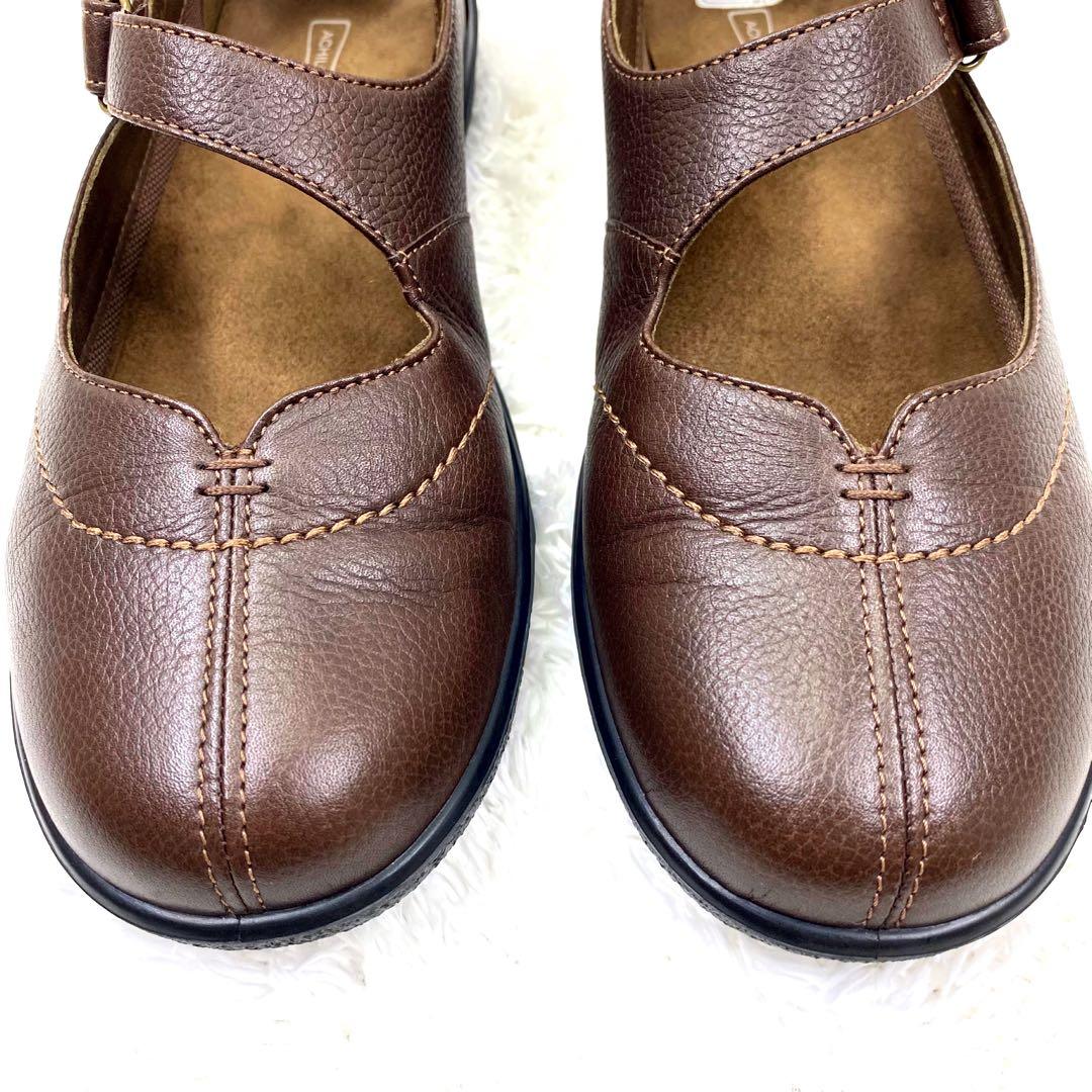 未使用級 アキレスソルボ ストラップ付き シボ革 Vカット フラットパンプス 茶