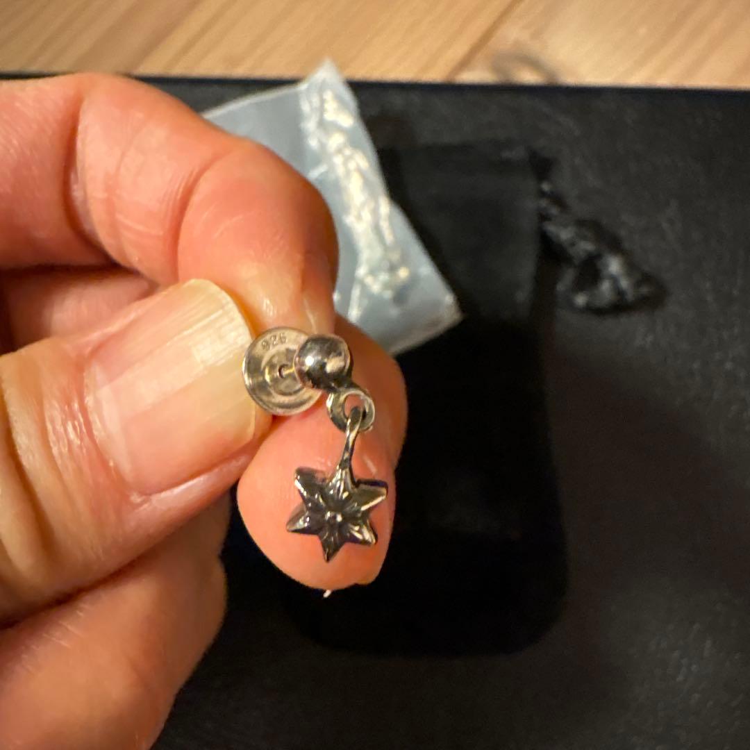 クロムハーツ　片耳　シルバー