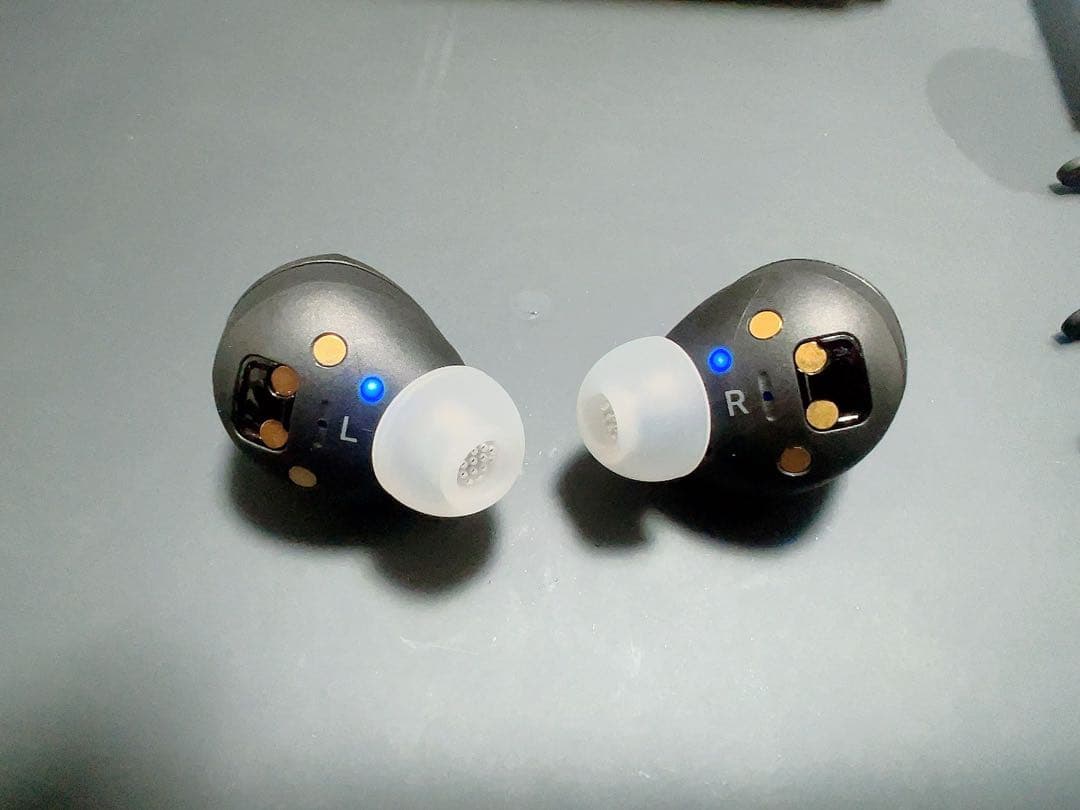 Sennheiser Momentum Sport ワイヤレスイヤホン