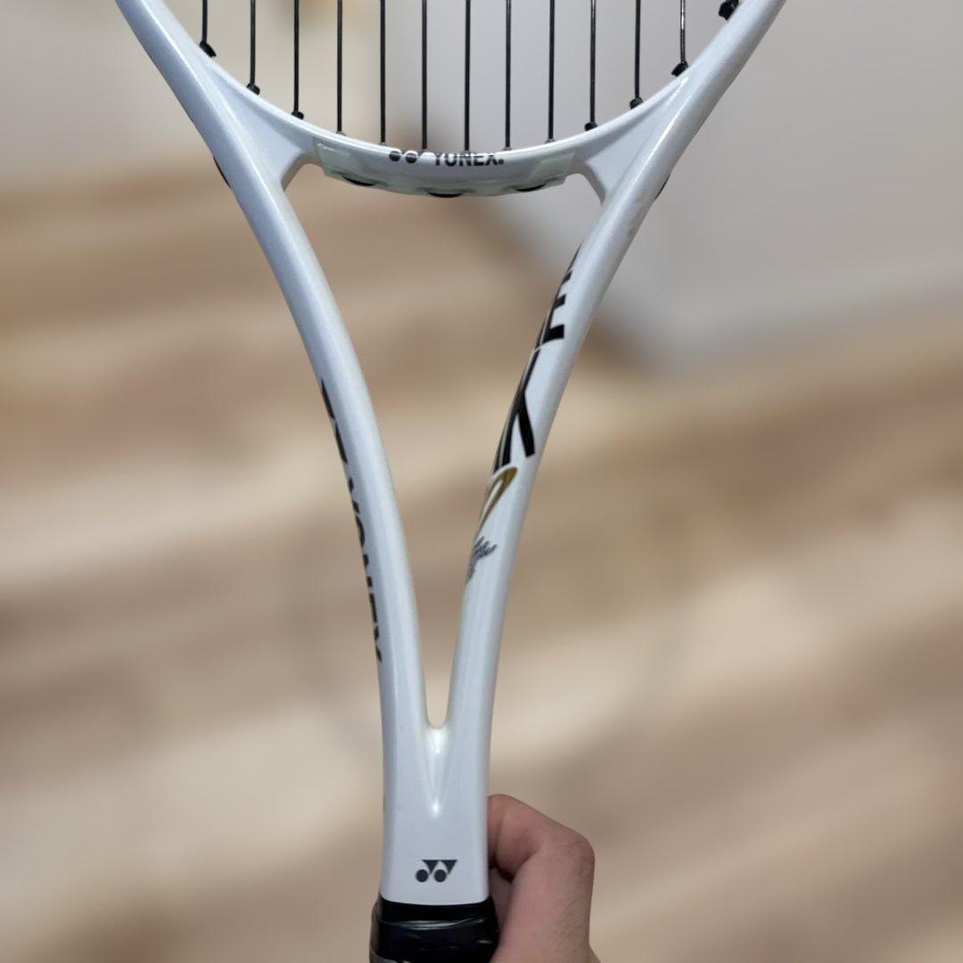 YONEXジオブレイク 70V 白