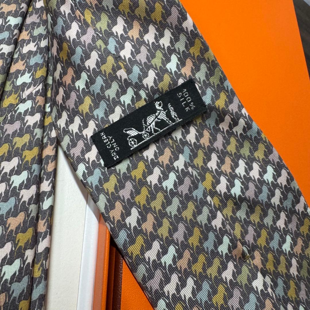 未使用 干支「丙午年」HERMES エルメス 馬群 ネクタイ 飛躍と幸運を運ぶ