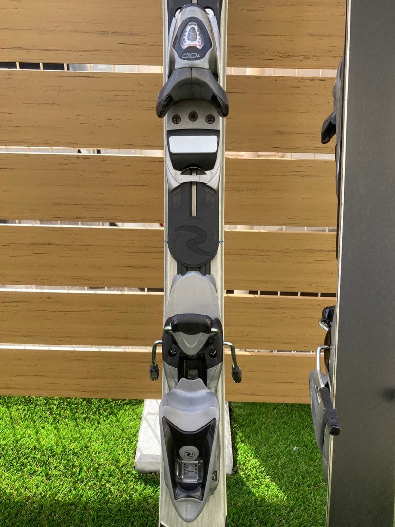 ROSSIGNOLスキー板、ビンディング、ストックセット＋袋付き　150cm