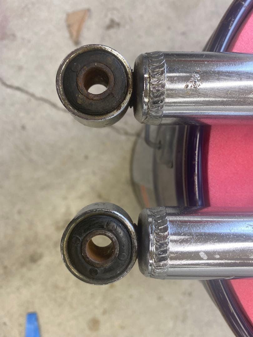 z1/z2 純正　リアサス