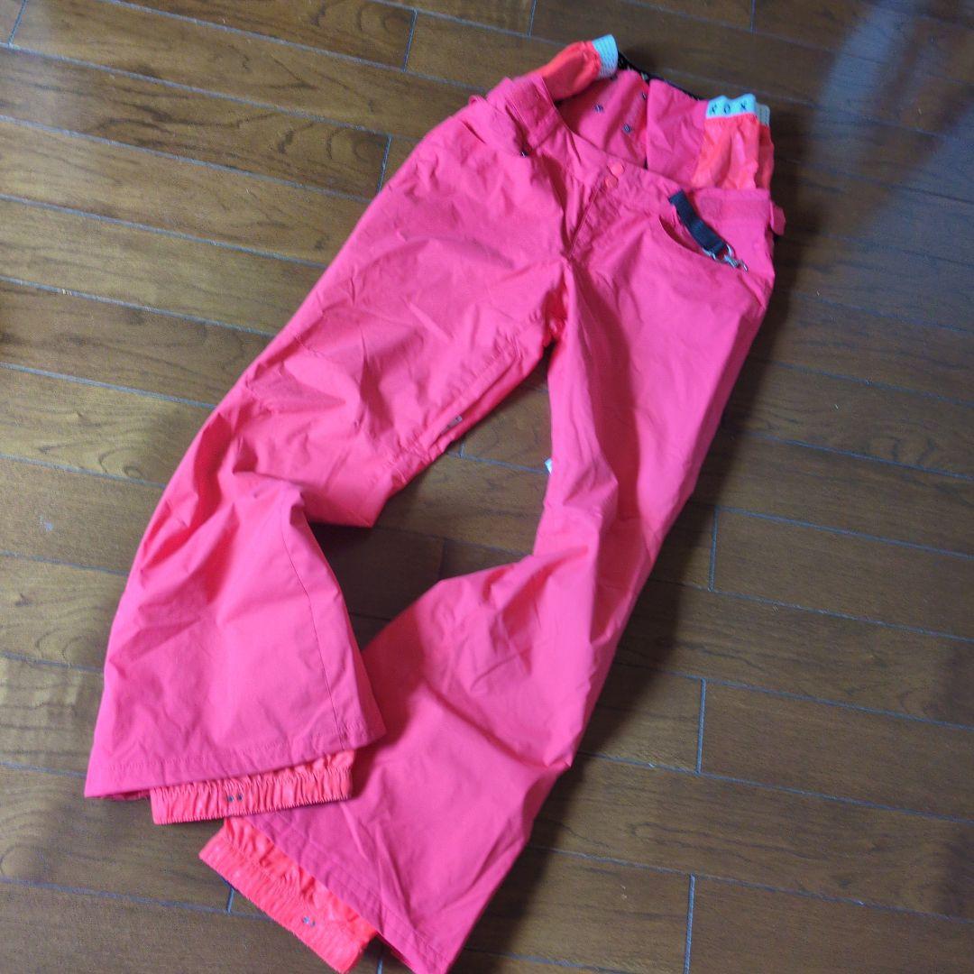 ROXY　スノボウェア　上下セット　Ｍ　サークル柄　ブラック　ピンク