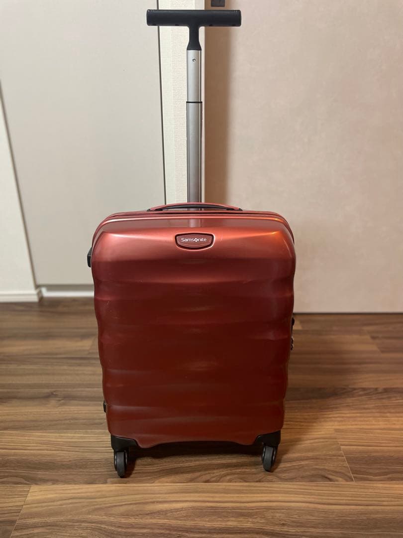 Samsonite 機内持ち込みサイズ　レインカバー付