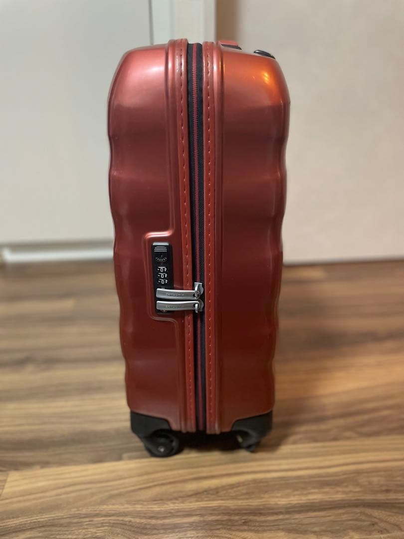 Samsonite 機内持ち込みサイズ　レインカバー付