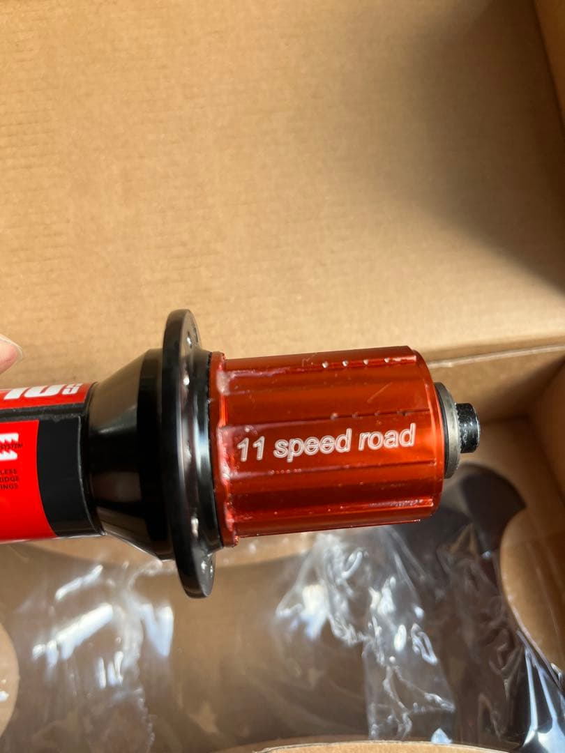 DT SWISS 240s ハブ 11速ロード用 24H