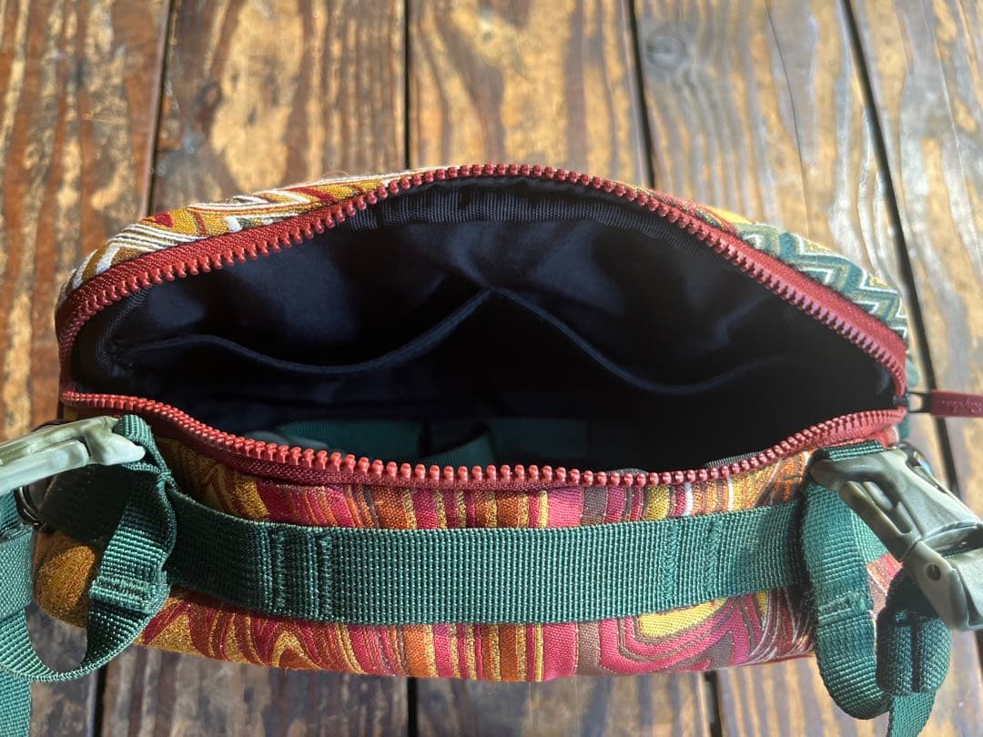 Rapha ラファ　ハンドルバー　バッグ　アピデュラ