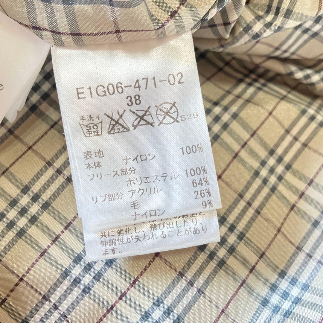 バーバリーブルーレーベル　ダウンベスト　ノバチェック ラクーンファー　M白