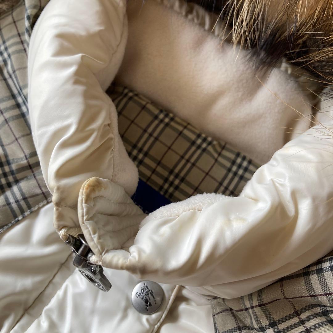 バーバリーブルーレーベル　ダウンベスト　ノバチェック ラクーンファー　M白