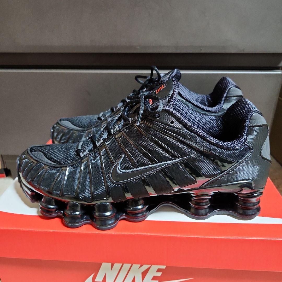 靴 Nike W Shox TL\"Black and Max Orange\"