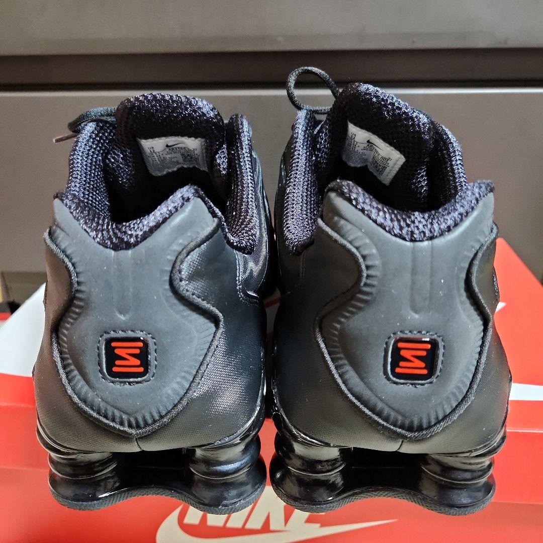 靴 Nike W Shox TL\"Black and Max Orange\"