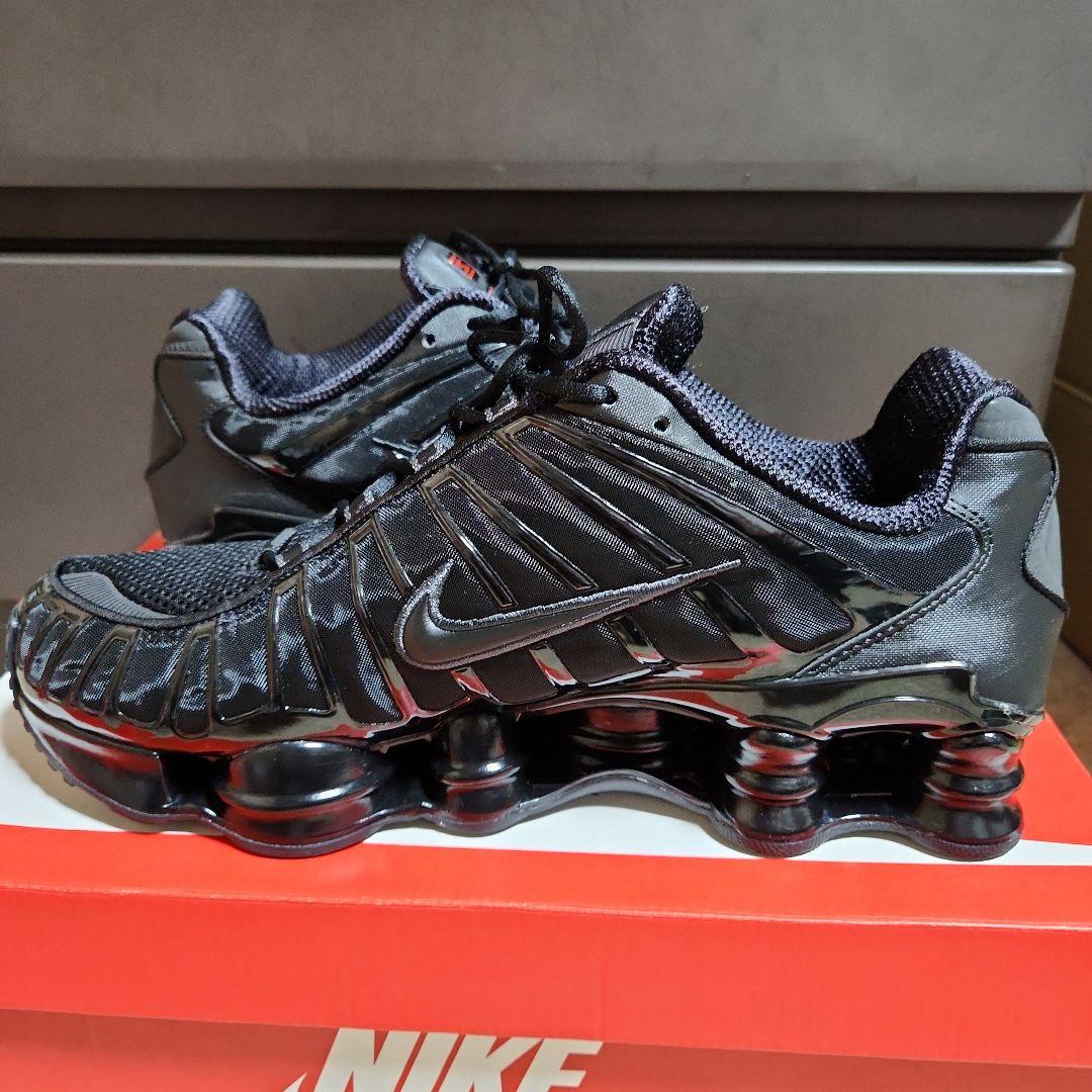 靴 Nike W Shox TL\"Black and Max Orange\"