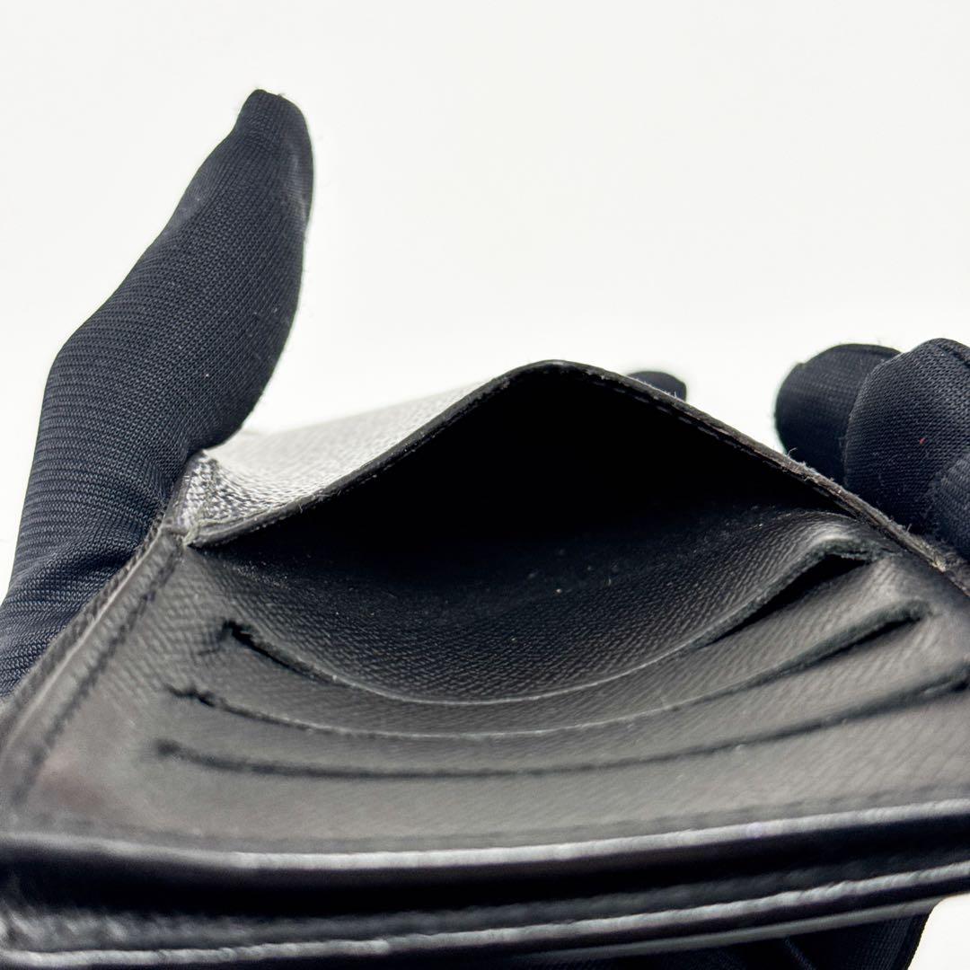 ルイヴィトン モノグラム タイガラマ カード グレー ケース 黒