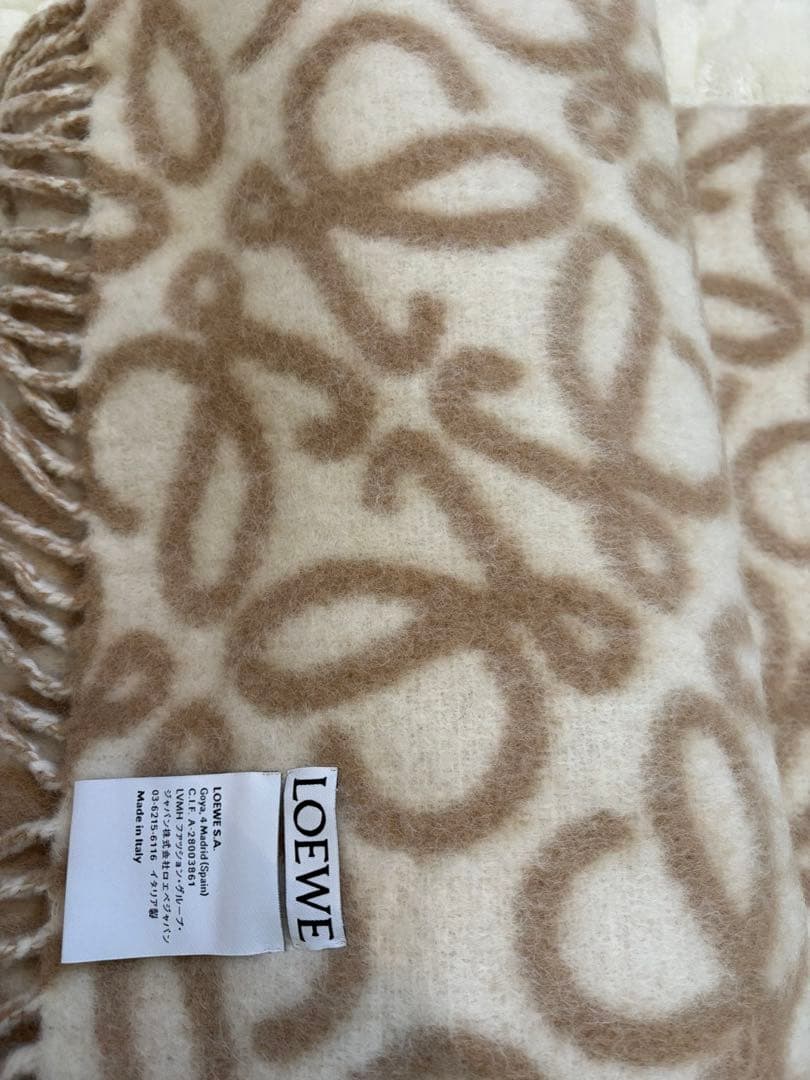 LOEWE ベージュ アルパカウールブレンド マフラー ロゴパターン