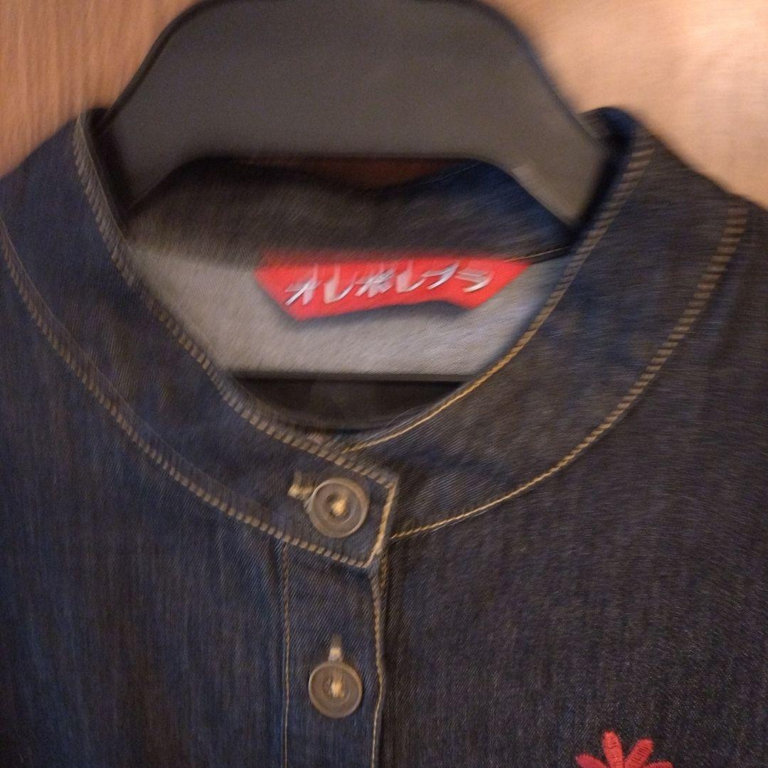 アルベロベロ　可愛い刺繍のデニムチュニック、羽織としても