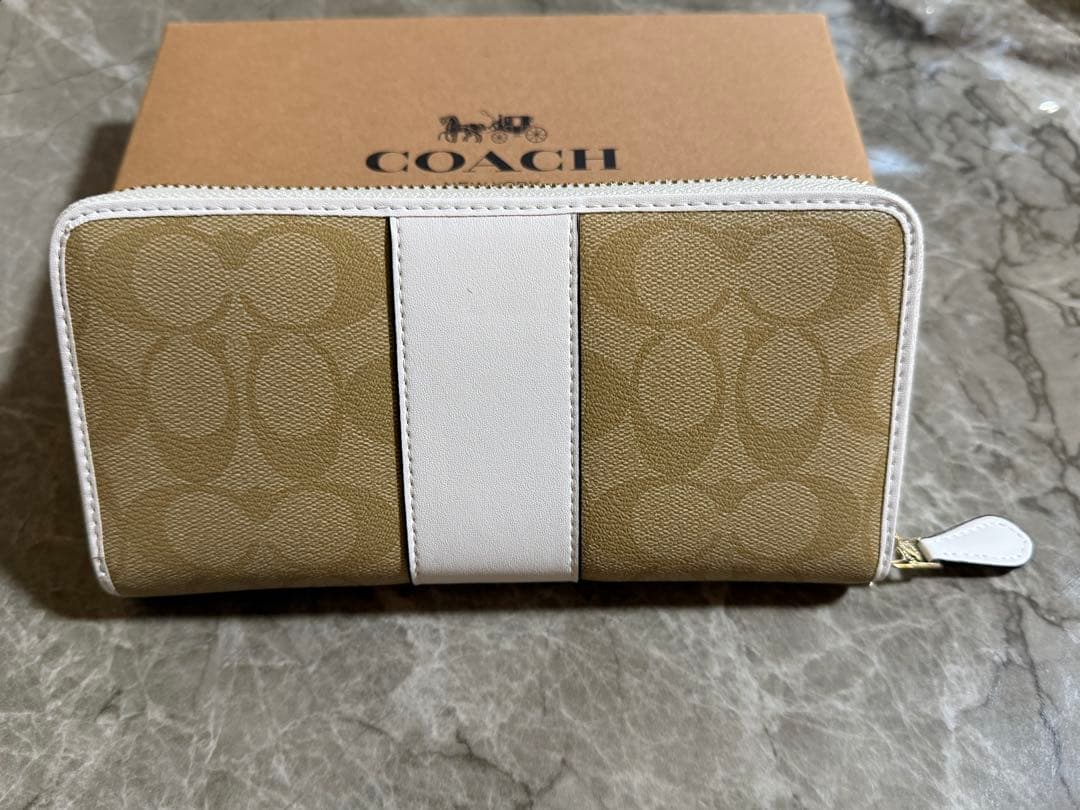 COACH 長財布 ベージュ/ホワイト