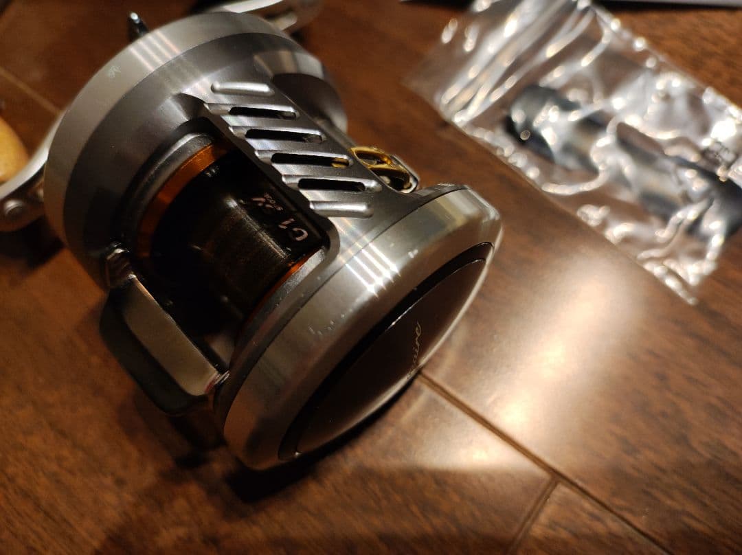 DAIWA ミリオネア CT SV 70SHL 浅溝スプール