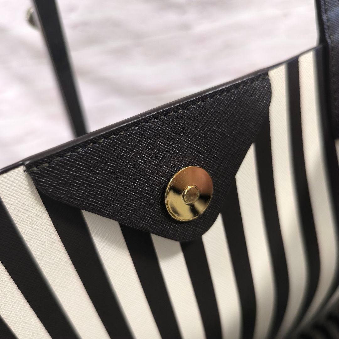 【kristen様】ヘンリベンデル　サフィアーノレザー　トートバッグ　ストライプ