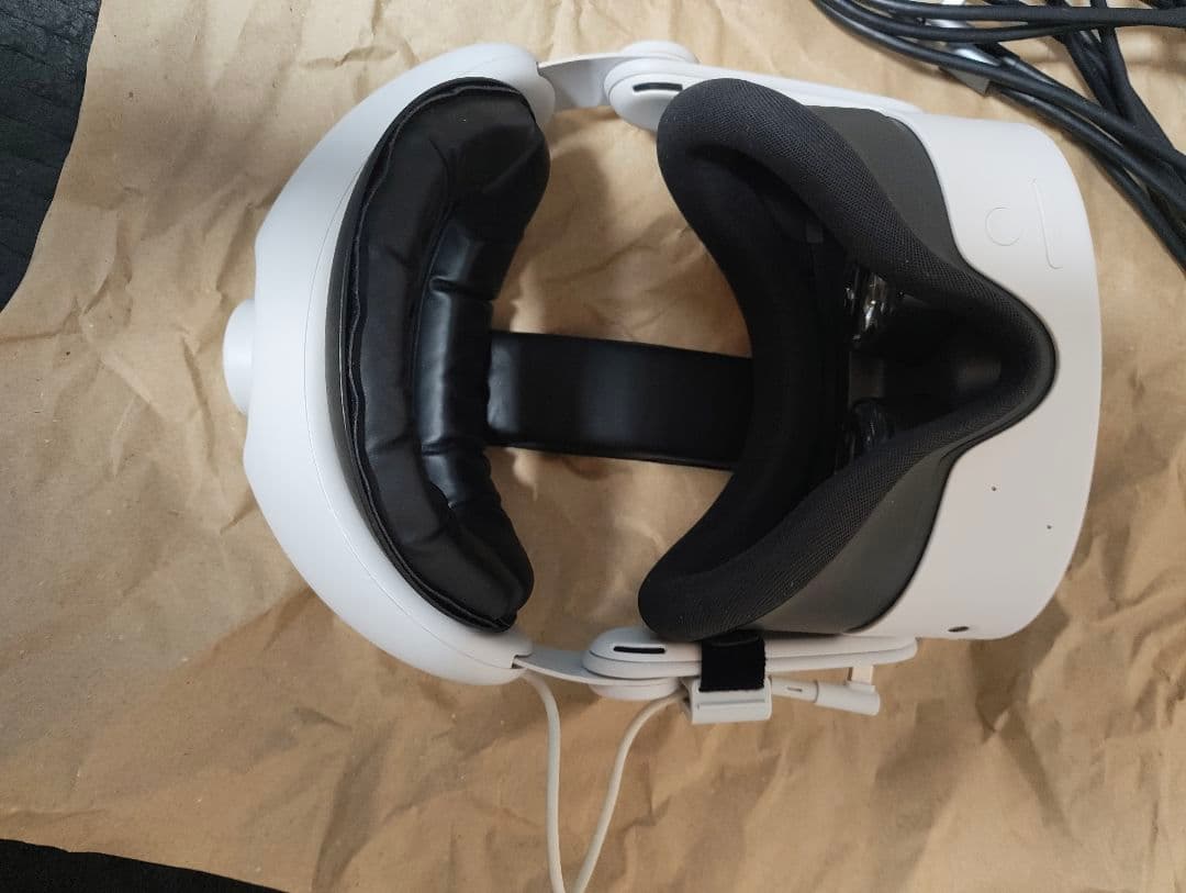 Quest3S 128GB＆バッテリーヘッドストラップ ＆リンクケーブル