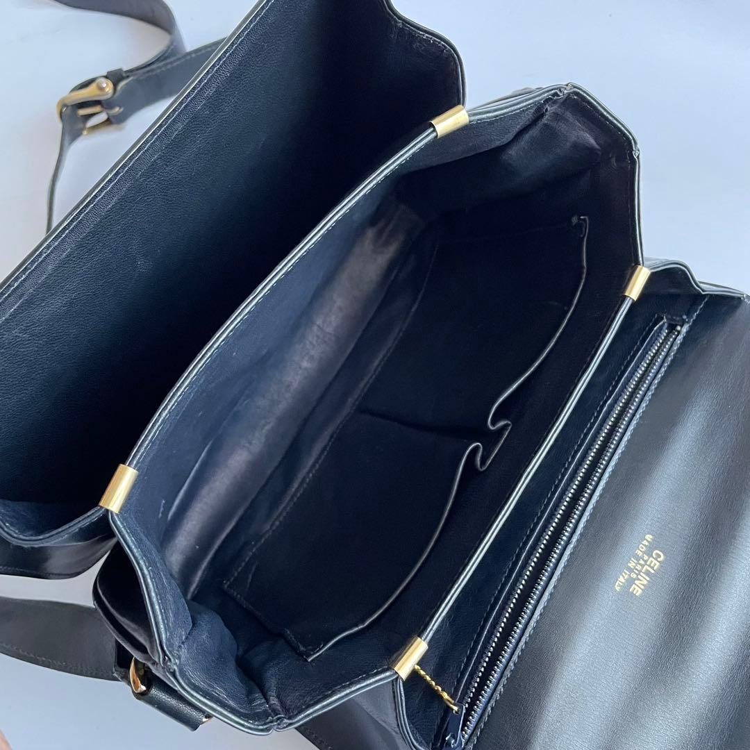 ✨極美品✨　CELINE ショルダーバッグ　馬車金具　紺　レザー　ビンテージ