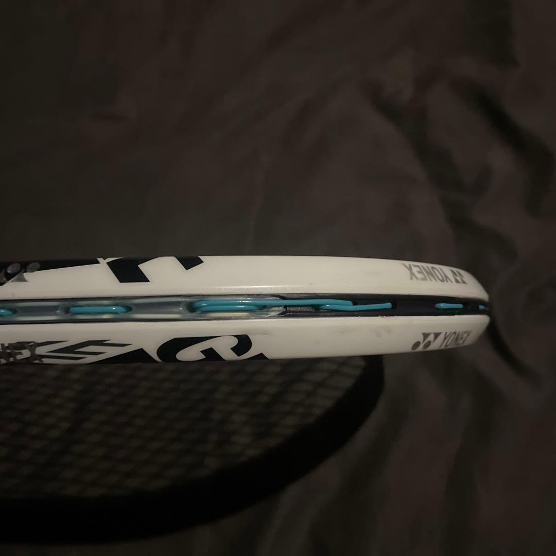 ジオブレイク70V テニスラケット