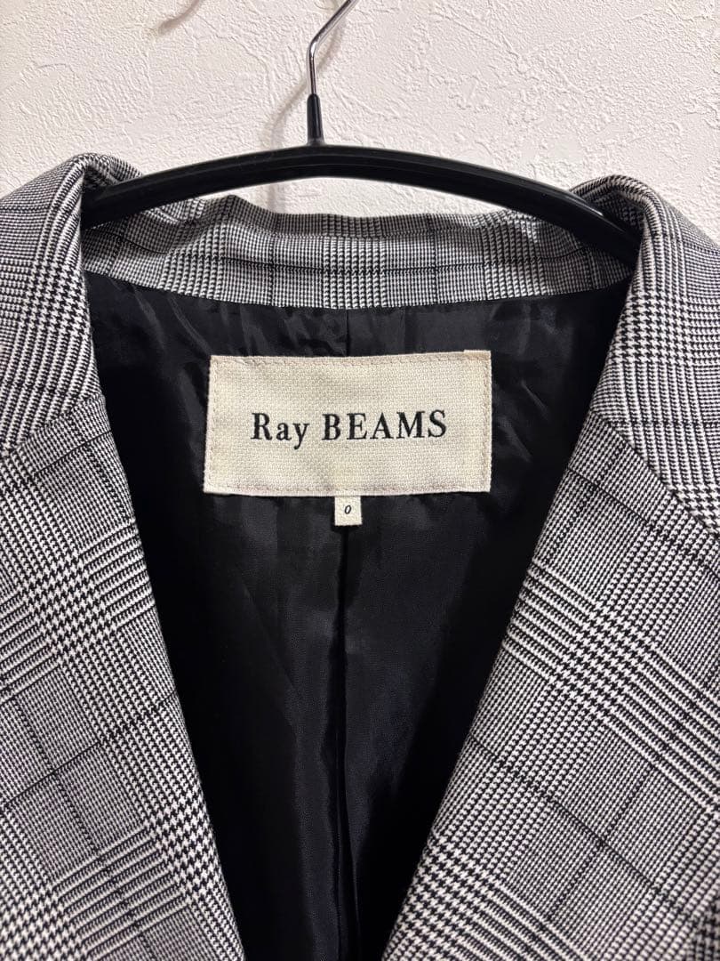 【美品】【お値下げ中】Ray BEAMS グレー系チェック テーラードジャケット