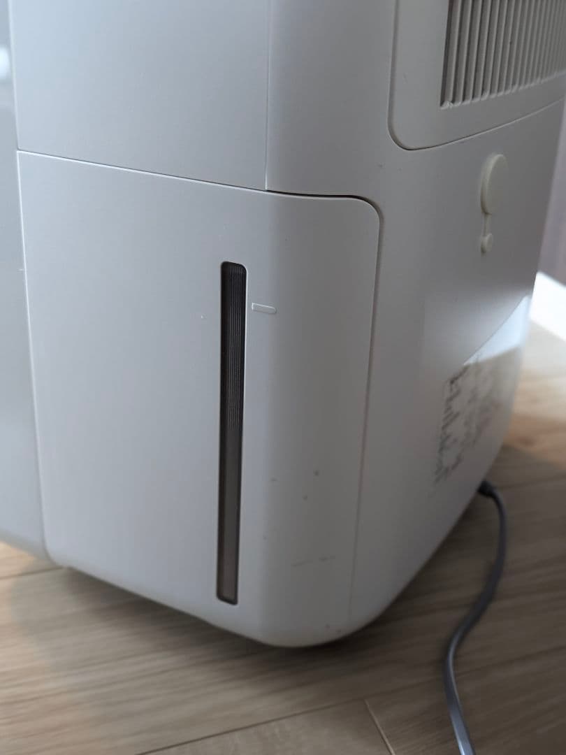 シャープ 衣類乾燥 除湿機 プラズマクラスター CV-N120-W