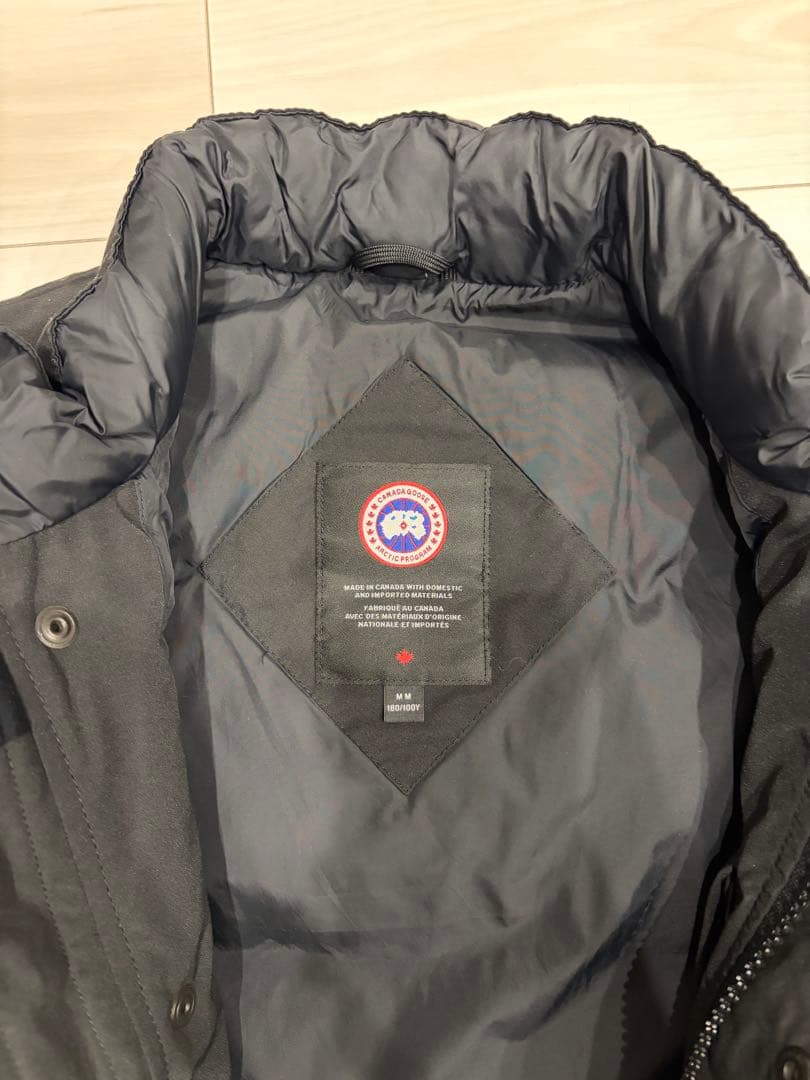 AZUI 美品◎ カナダグース ダウンベスト ブラックレーベル