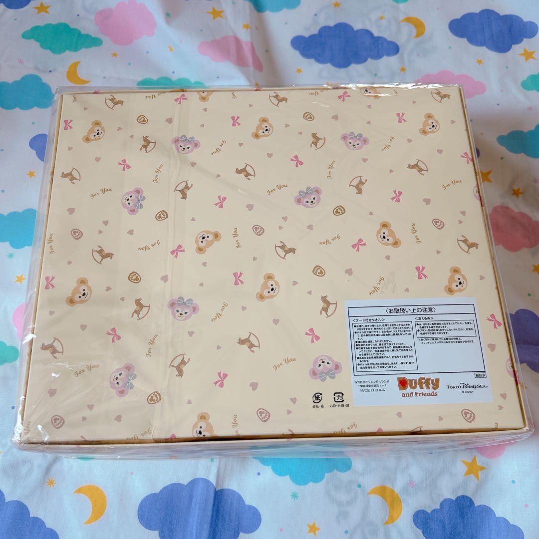 最終値下げ！★新品未開封！ダッフィー フード付きタオル＆おくるみ★