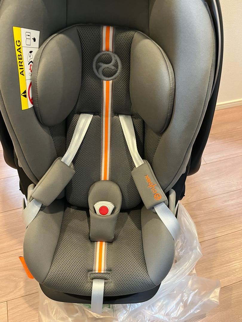Cybex Clould G i-size チャイルドシート ISOFIX対応