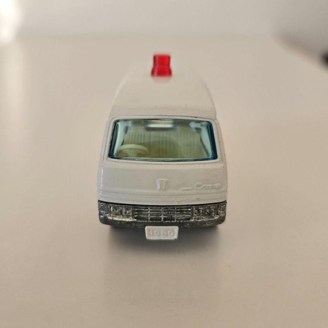 RZ トミカ 1/67 日産キャラバン救急車(市立甲府病院)　非売品