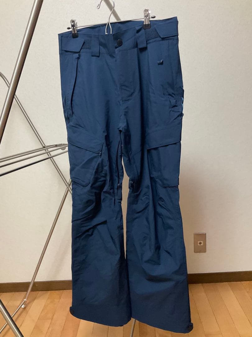 コロンビア　ラストトラックスジャケットとパウダースタッシュパンツ