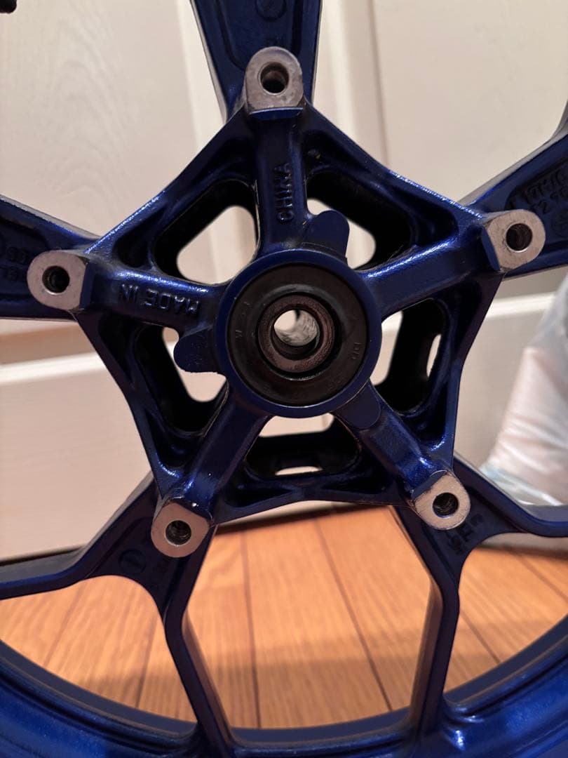 YZF-R25 MT-25 フロントホイール