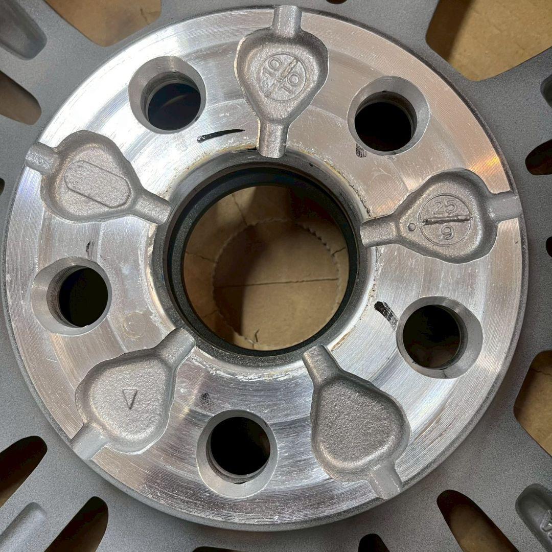 K◆トヨタ　VOXY　アルミホイール　純正　90系　16インチ