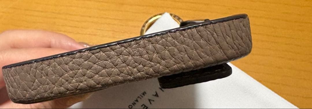 【toa.】BONAVENTURA エトープ iPhone16 ケース