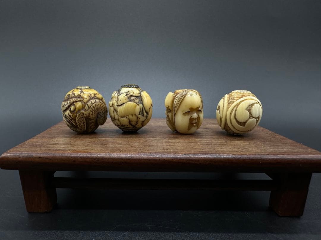 緒締　玉4点 玉　おじめ　根付　提げ物　骨董古美術