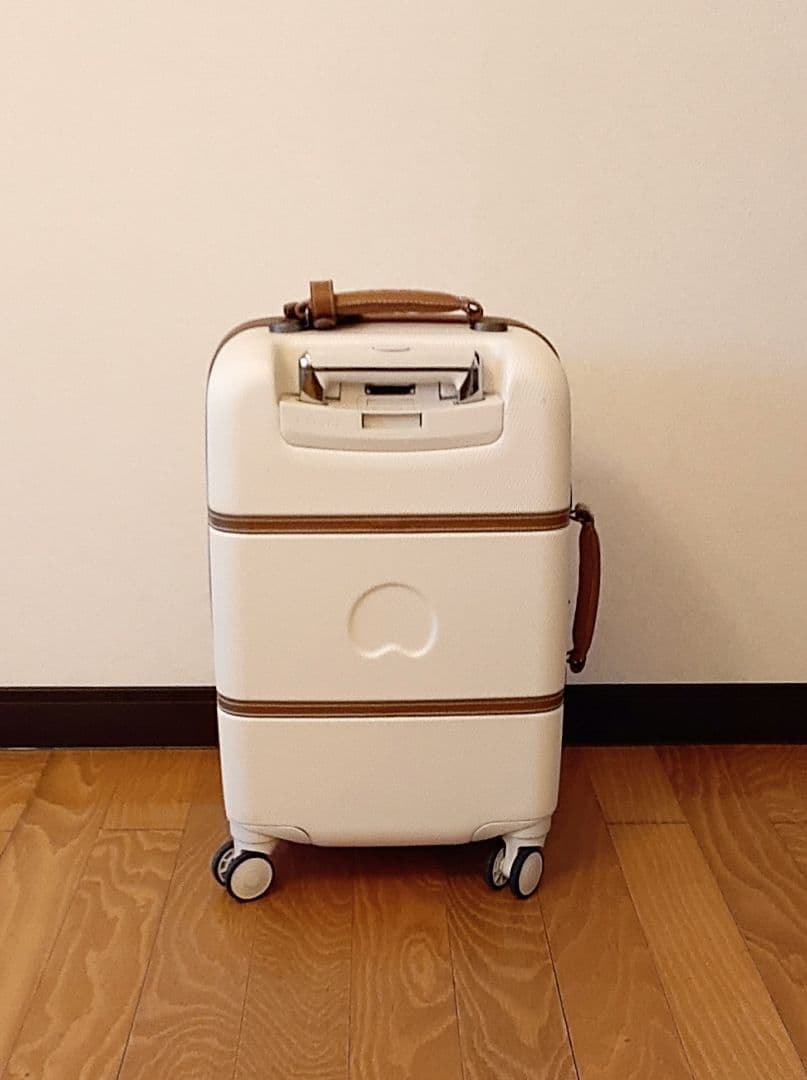 送料込み 3連休限定価格 DELSEY キャリーバッグ 超美品【汚れなし✨超美品