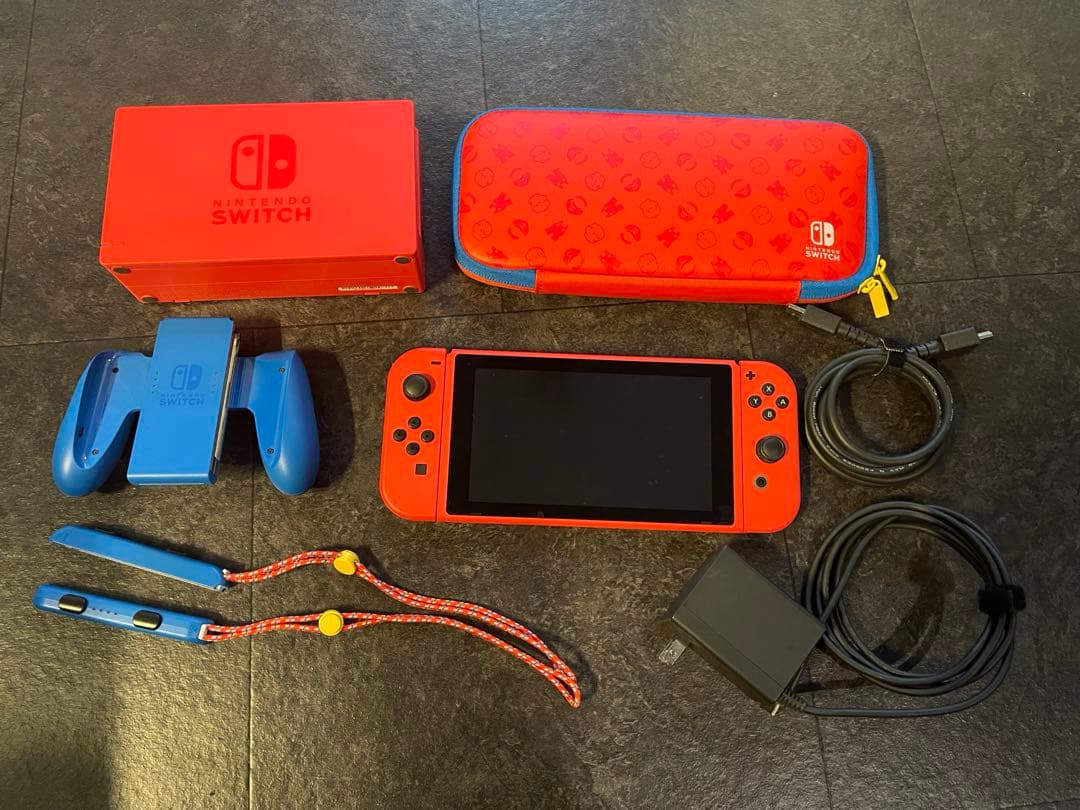 【極美品】Nintendo Switch マリオレッド×ブルー　セット
