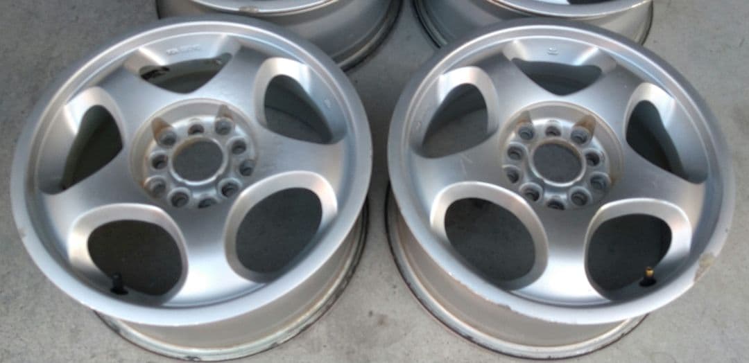 15インチ　5穴マルチ　アルミホイール