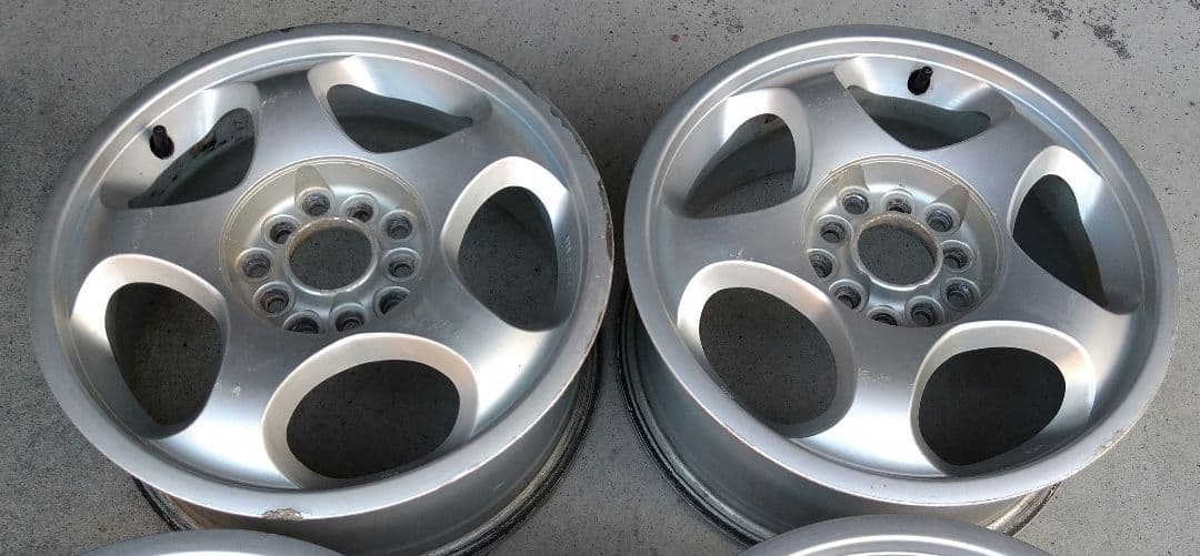 15インチ　5穴マルチ　アルミホイール