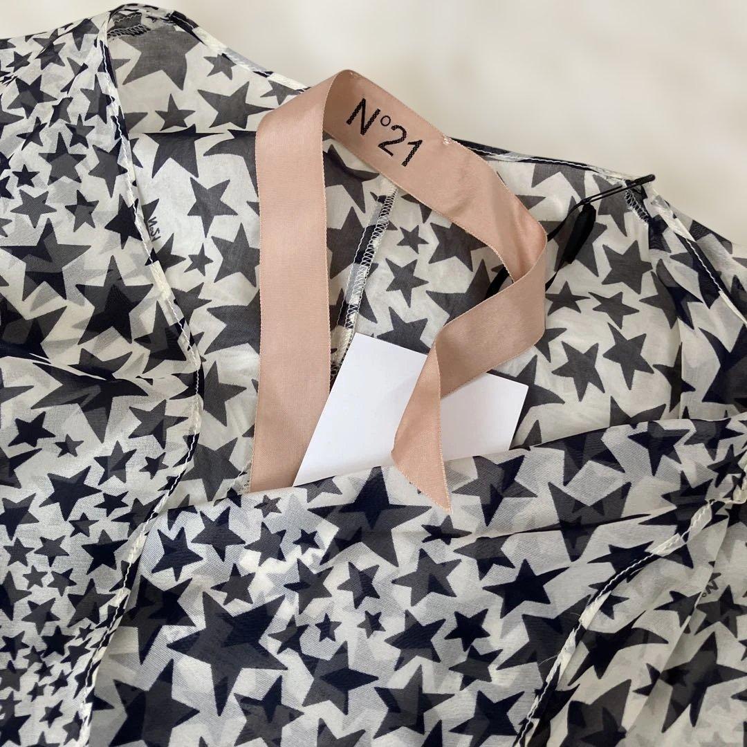 【美品】N°21 シフォンワンピース 絹100% スター 星柄 フレア